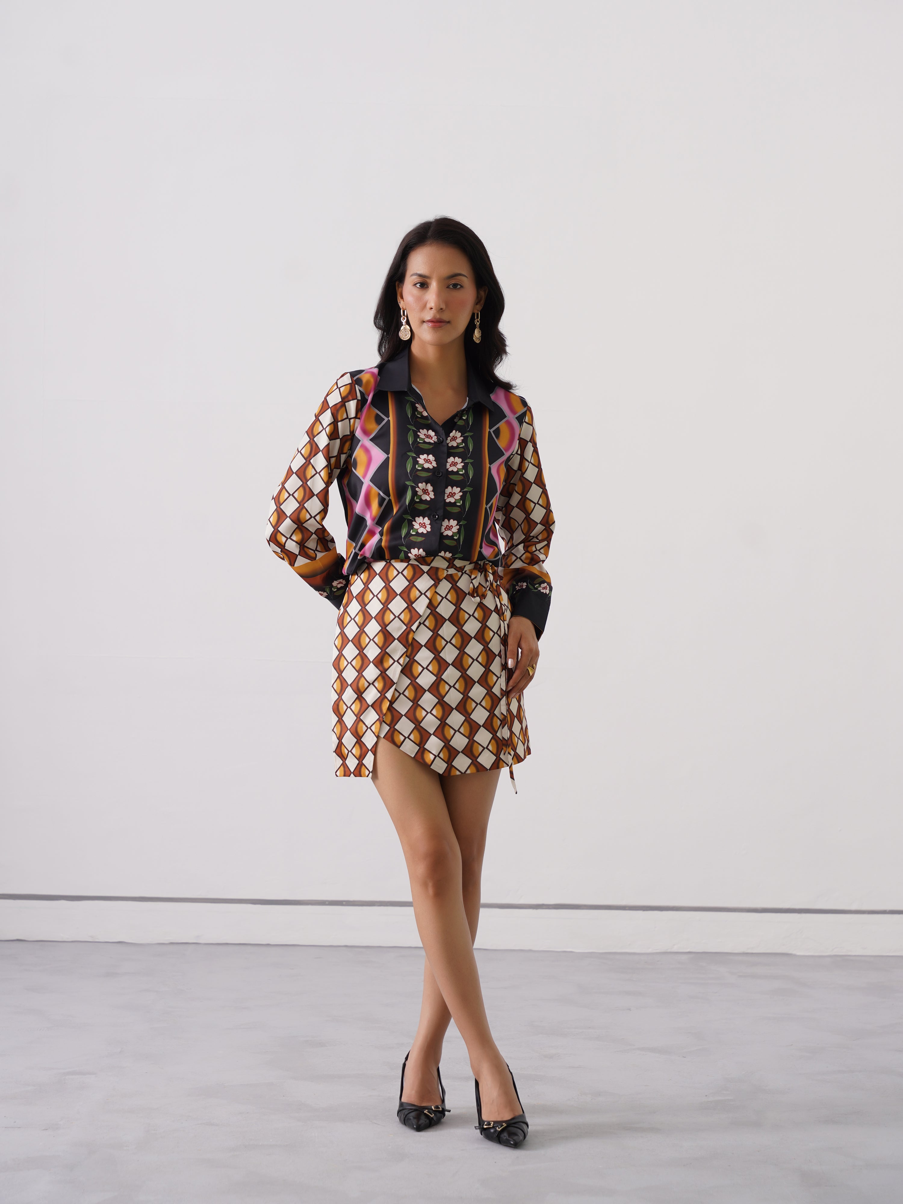 GALLERY SKIRT