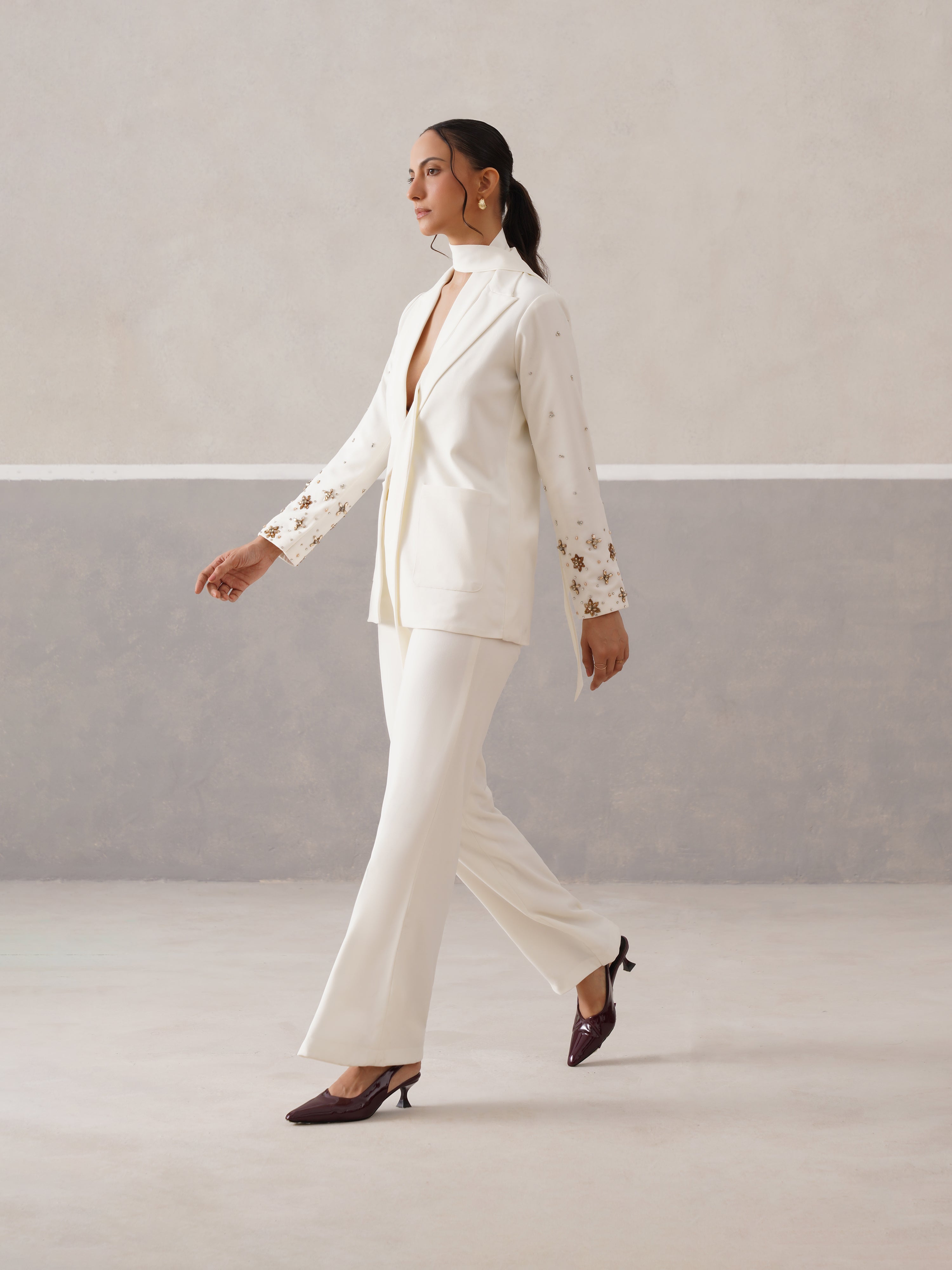 CELEST SUIT