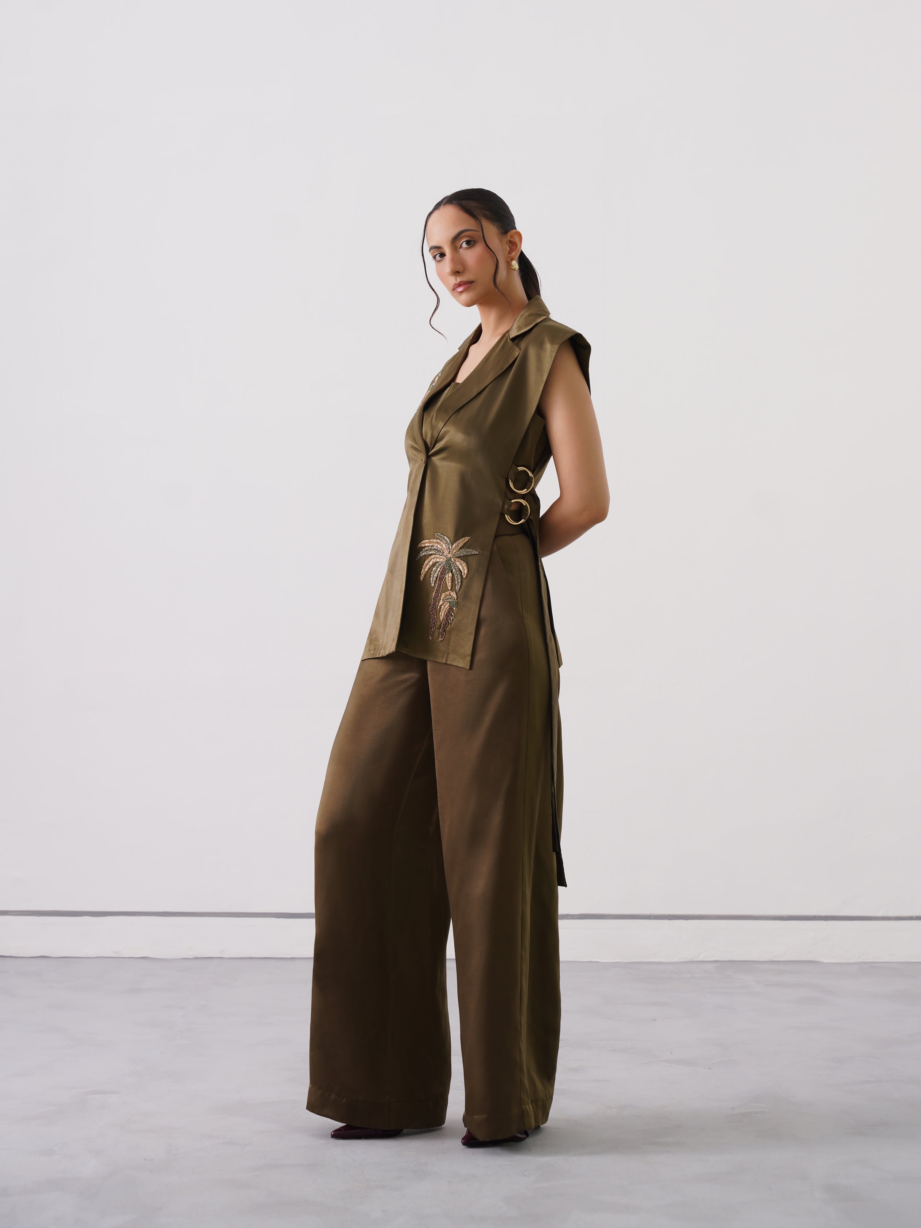 EXPEDITION SUIT