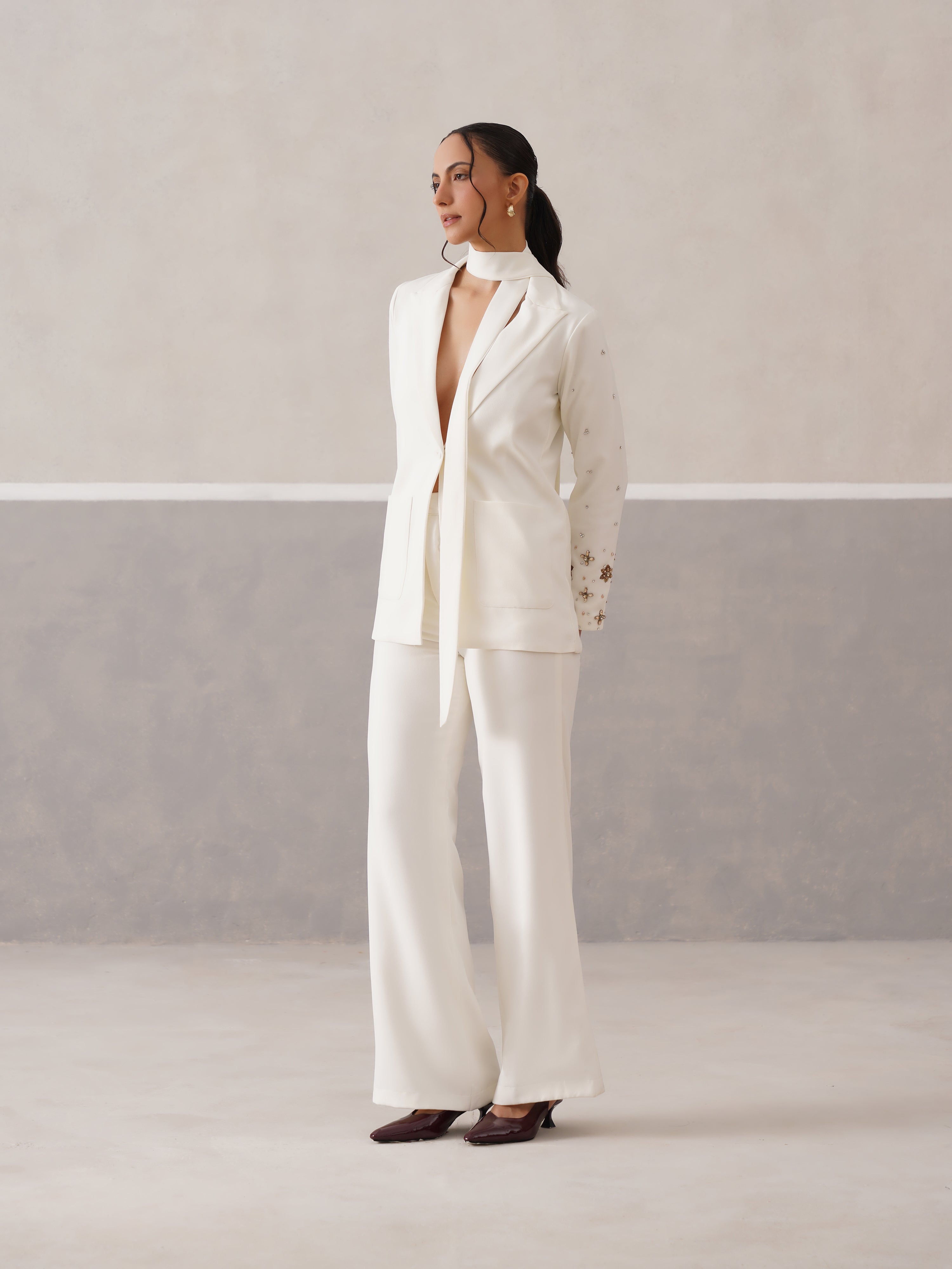 CELEST SUIT