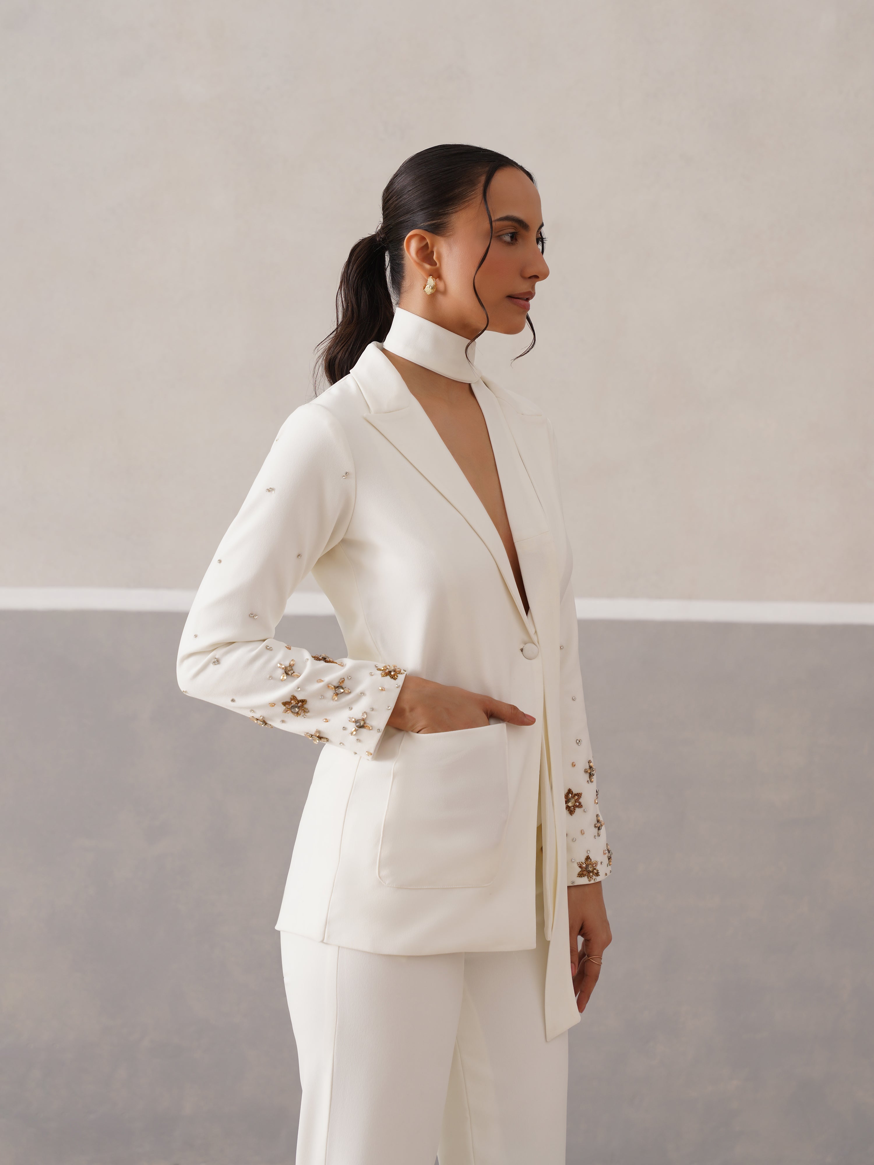 CELEST SUIT