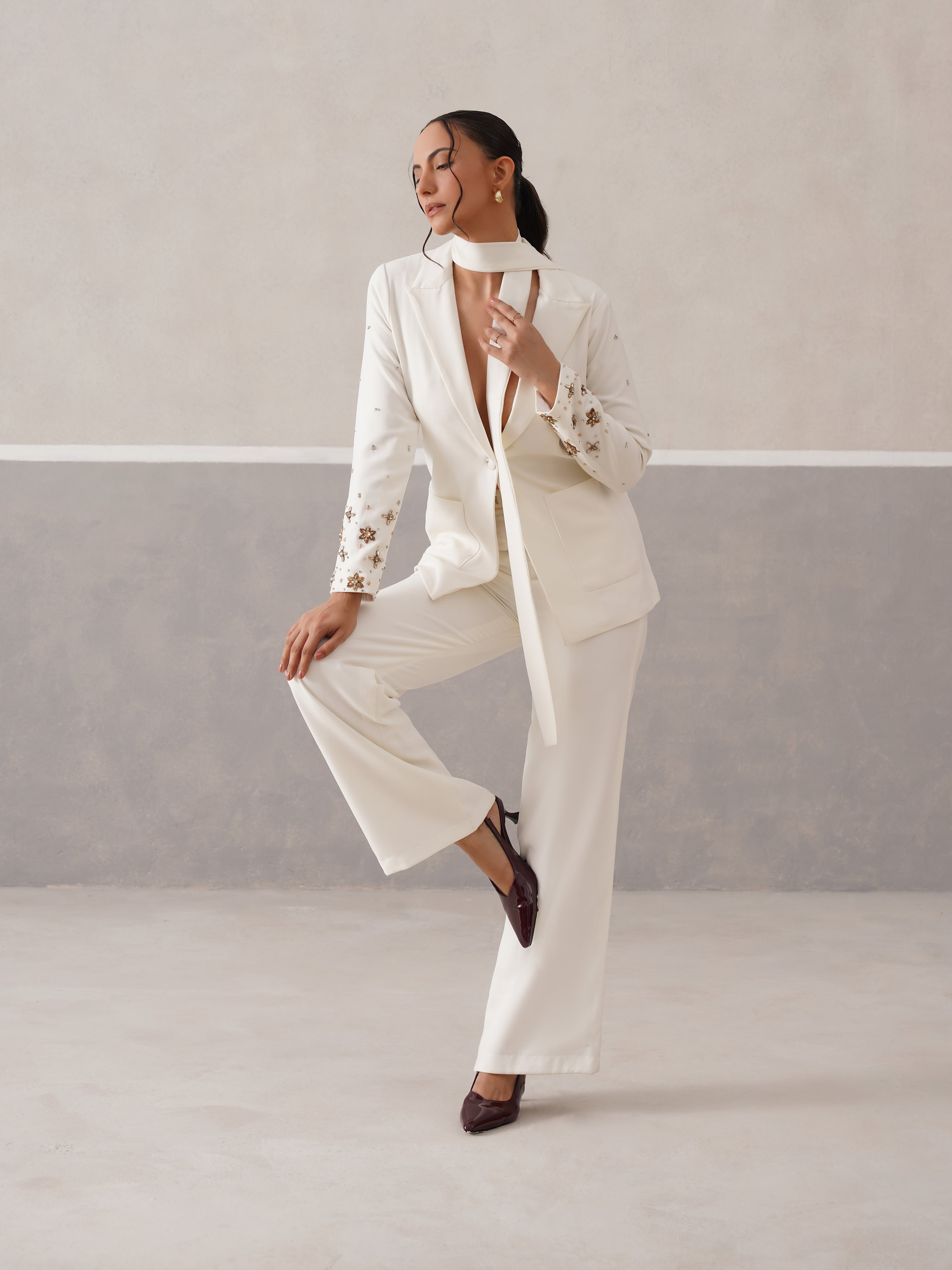 CELEST SUIT